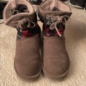 Bearpaw boots
